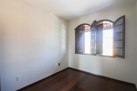 Casa à venda com 280m², 4 quartos e 1 vagaQuarto 2