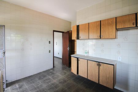 Casa à venda com 280m², 4 quartos e 1 vagaCozinha