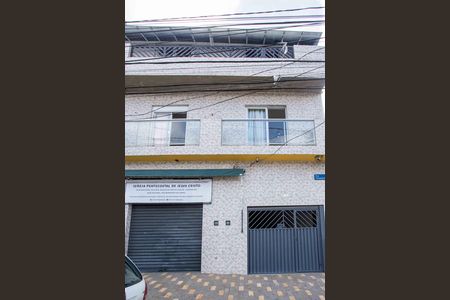 Casa para alugar com 80m², 2 quartos e sem vagaFachada
