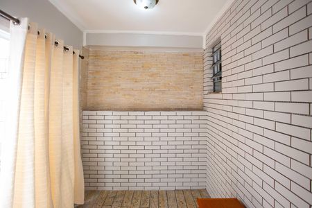 Casa para alugar com 80m², 2 quartos e sem vagaÁrea comum