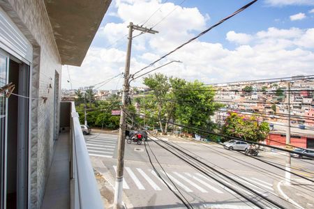 Casa para alugar com 80m², 2 quartos e sem vagaVaranda