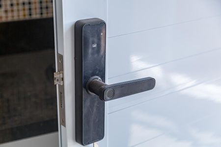 Studio para alugar com 24m², 1 quarto e sem vaga Studio para alugar com 24m², 1 quarto e sem vagaStudio - Fechadura