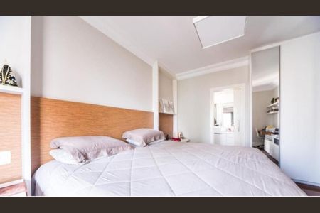 Apartamento à venda com 220m², 4 quartos e 4 vagasFoto 01