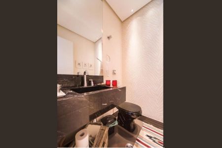 Apartamento à venda com 220m², 4 quartos e 4 vagasFoto 01