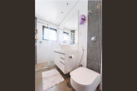 Apartamento à venda com 220m², 4 quartos e 4 vagasFoto 01