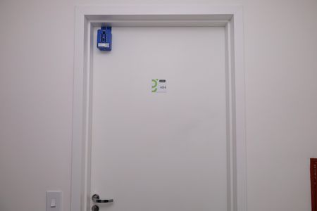 Apartamento à venda com 46m², 2 quartos e 1 vagaPorta do apartamento - Lockbox instalada