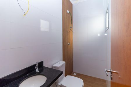 Casa à venda com 87m², 2 quartos e 2 vagas Casa à venda com 87m², 2 quartos e 2 vagasBanheiro da Suíte 2