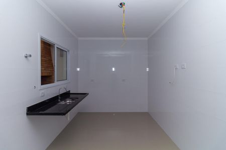 Casa à venda com 87m², 2 quartos e 2 vagas Casa à venda com 87m², 2 quartos e 2 vagasCozinha