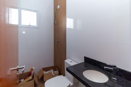 Casa à venda com 87m², 2 quartos e 2 vagas Casa à venda com 87m², 2 quartos e 2 vagasBanheiro da Suíte 1