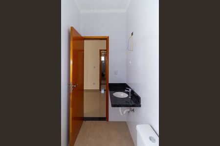 Casa à venda com 87m², 2 quartos e 2 vagas Casa à venda com 87m², 2 quartos e 2 vagasBanheiro da Suíte 2