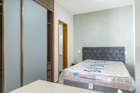 Studio para alugar com 32m², 1 quarto e sem vaga Studio para alugar com 32m², 1 quarto e sem vagaQuarto