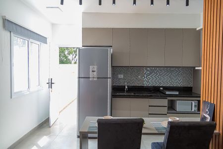 Studio para alugar com 32m², 1 quarto e sem vaga Studio para alugar com 32m², 1 quarto e sem vagaCozinha