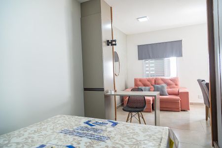 Studio para alugar com 32m², 1 quarto e sem vaga Studio para alugar com 32m², 1 quarto e sem vagaQuarto
