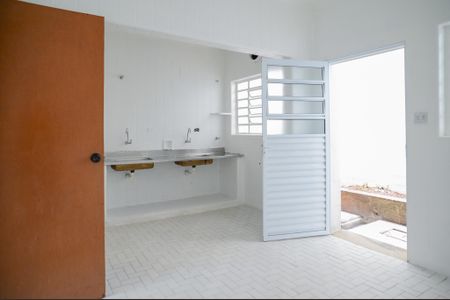 Casa para alugar com 180m², 3 quartos e 2 vagasCozinha