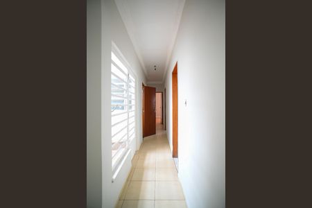 Casa para alugar com 180m², 3 quartos e 2 vagasCorredor