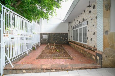 Casa para alugar com 180m², 3 quartos e 2 vagasÁrea externa