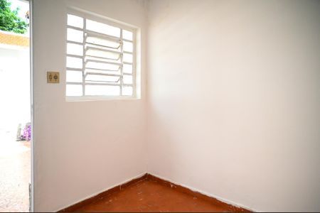 Casa para alugar com 180m², 3 quartos e 2 vagasDepósito
