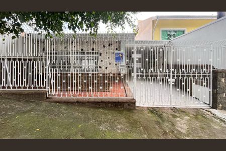 Casa para alugar com 180m², 3 quartos e 2 vagasFachada/Plaquinha