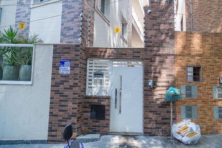 Studio para alugar com 24m², 1 quarto e sem vaga Studio para alugar com 24m², 1 quarto e sem vagaFachada