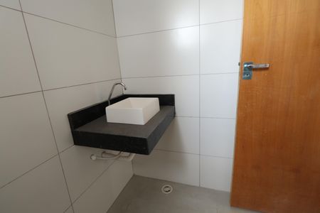 Apartamento para alugar com 45m², 2 quartos e sem vagaBanheiro