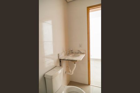 Studio para alugar com 32m², 1 quarto e sem vaga Studio para alugar com 32m², 1 quarto e sem vagaBanheiro