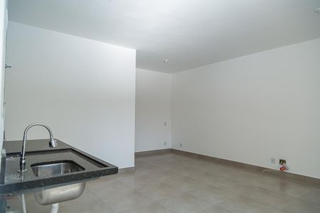 Studio para alugar com 32m², 1 quarto e sem vaga Studio para alugar com 32m², 1 quarto e sem vagaStudio