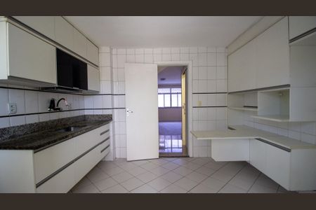 Casa de condomínio para alugar com 110m², 4 quartos e 1 vaga Casa de condomínio para alugar com 110m², 4 quartos e 1 vagaCozinha