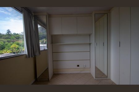 Casa de condomínio para alugar com 110m², 4 quartos e 1 vaga Casa de condomínio para alugar com 110m², 4 quartos e 1 vagaSuíte 3