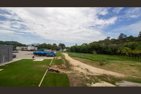 Casa de condomínio para alugar com 110m², 4 quartos e 1 vaga Casa de condomínio para alugar com 110m², 4 quartos e 1 vagaVista da Suíte 2