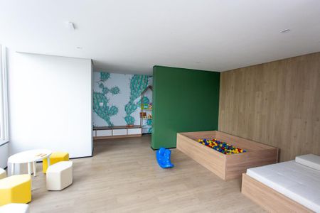 Apartamento à venda com 130m², 3 quartos e 3 vagas Apartamento à venda com 130m², 3 quartos e 3 vagasBrinquedoteca