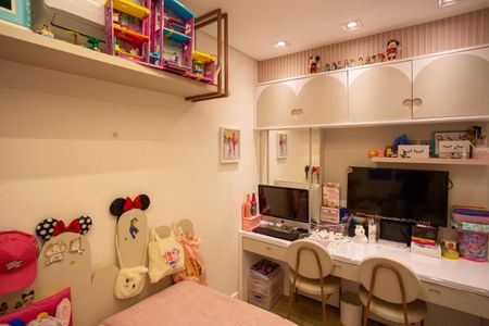 Apartamento à venda com 130m², 3 quartos e 3 vagasQuarto Suite 3