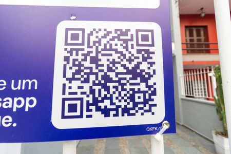 Casa à venda com 135m², 3 quartos e 1 vaga Casa à venda com 135m², 3 quartos e 1 vagaPlaquinha