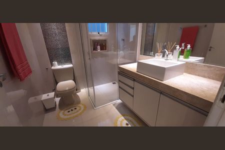 Casa à venda com 178m², 3 quartos e 2 vagasBanheiro Social