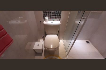 Casa à venda com 178m², 3 quartos e 2 vagasBanheiro Social