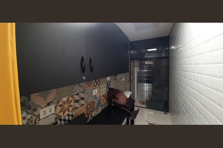 Casa à venda com 178m², 3 quartos e 2 vagasEscritório