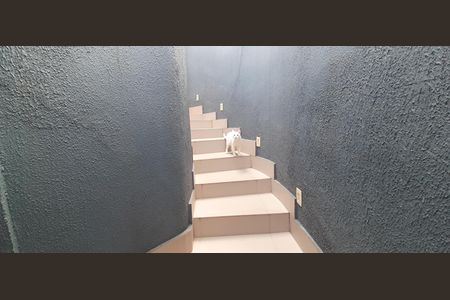 Casa à venda com 178m², 3 quartos e 2 vagasEscada do Terraço