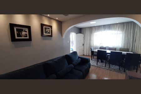 Casa à venda com 178m², 3 quartos e 2 vagasSala de Estar