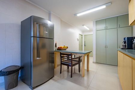 Apartamento para alugar com 96m², 3 quartos e 1 vaga Apartamento para alugar com 96m², 3 quartos e 1 vagaCozinha