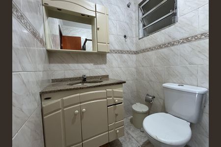 Apartamento para alugar com 65m², 2 quartos e sem vagaBanheiro