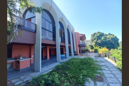 Casa à venda com 540m², 4 quartos e 4 vagas