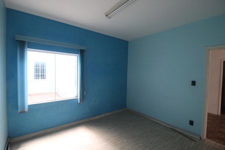 Casa para alugar com 315m², 3 quartos e 5 vagasQuarto 6