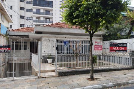 Casa para alugar com 315m², 3 quartos e 5 vagasFachada