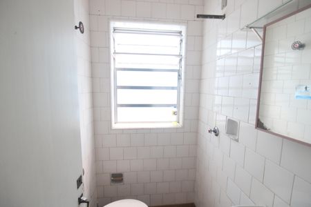 Casa para alugar com 315m², 3 quartos e 5 vagasBanheiro 2