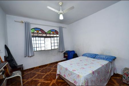 Casa à venda com 267m², 4 quartos e 3 vagas Casa à venda com 267m², 4 quartos e 3 vagasQuarto4/ suite