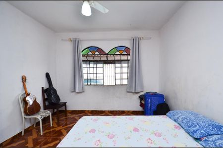 Casa à venda com 267m², 4 quartos e 3 vagas Casa à venda com 267m², 4 quartos e 3 vagasQuarto4/ suite