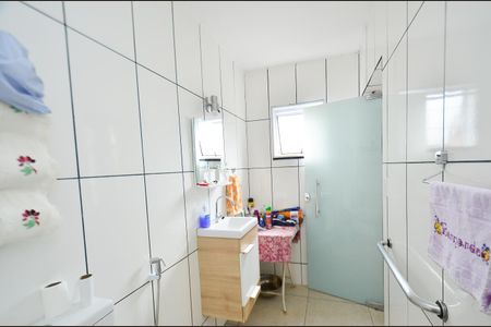 Casa à venda com 267m², 4 quartos e 3 vagas Casa à venda com 267m², 4 quartos e 3 vagasBanheiro suite
