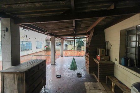 Casa à venda com 912m², 4 quartos e 10 vagas Casa à venda com 912m², 4 quartos e 10 vagasChurrasqueira