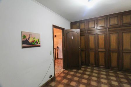 Casa à venda com 912m², 4 quartos e 10 vagas Casa à venda com 912m², 4 quartos e 10 vagasQuarto 2
