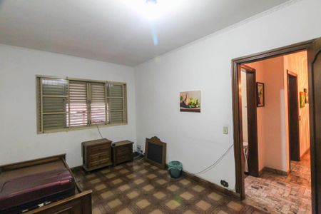 Casa à venda com 912m², 4 quartos e 10 vagas Casa à venda com 912m², 4 quartos e 10 vagasQuarto 2