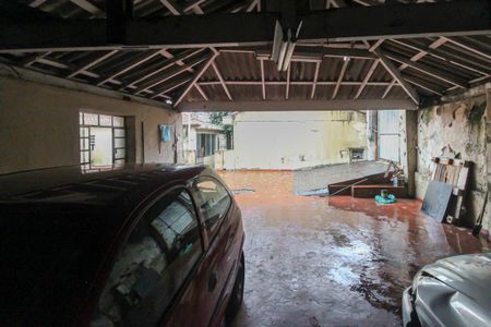 Casa à venda com 912m², 4 quartos e 10 vagas Casa à venda com 912m², 4 quartos e 10 vagasGaragem